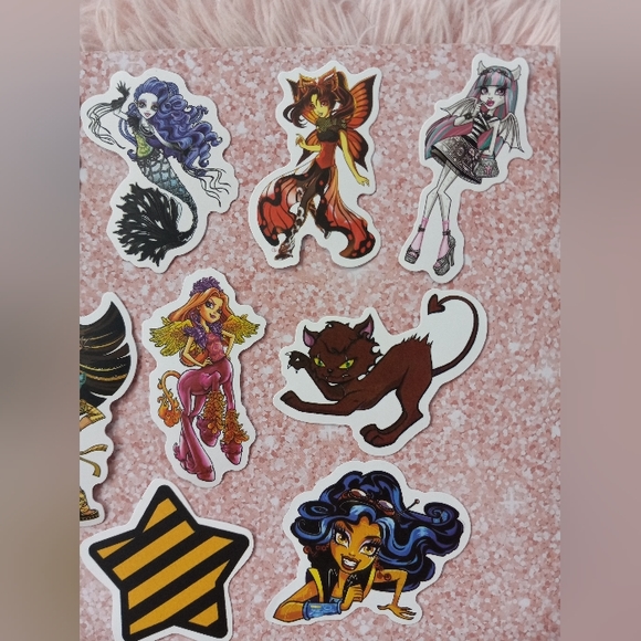 Monster High sticker packs! 2 packs of 12 each! - Picture 6 of 6